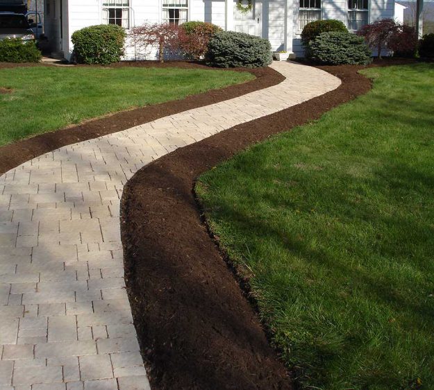 Entrance with grand cay pattern